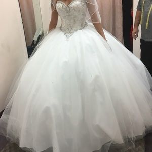 Wedding / quince dress